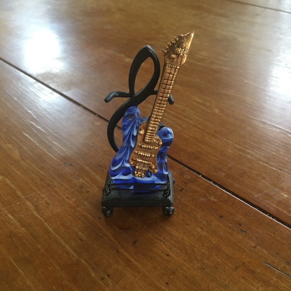 Fitz and Floyd Glass Guitar